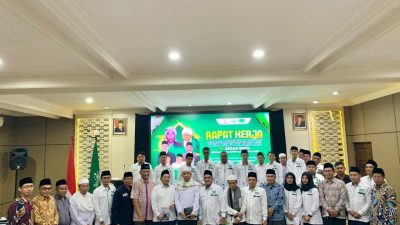 Foto : Rapat Kerja dan Bedah Buku LP Ma’arif PW NU NTB